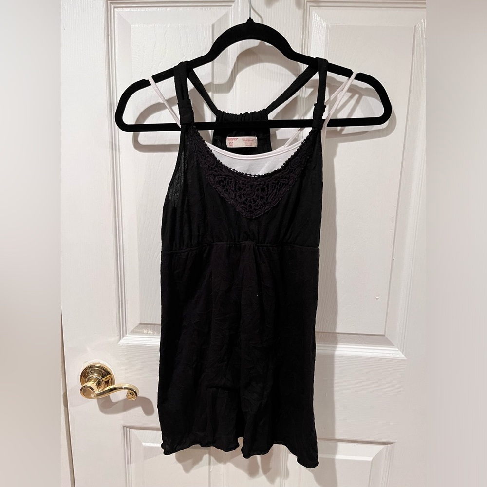 Black No Boundaries top built in empire waist Small